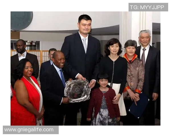 姚明在美国的豪华住宅揭秘及其背后的生活故事