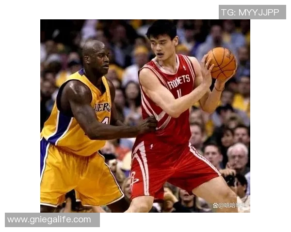 姚明的传奇人生从上海起航见证中国篮球的辉煌与梦想 姚明的传奇人生从上海起航见证中国篮球的辉煌与梦想