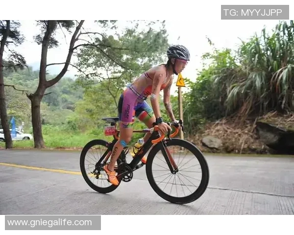 成为足球明星的道路究竟有多艰辛与挑战需要怎样的努力与坚持 成为足球明星的道路究竟有多艰辛与挑战需要怎样的努力与坚持