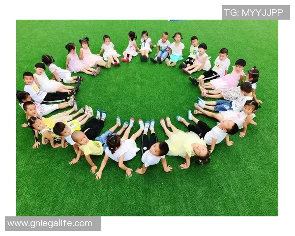 足球明星的成长之路从幼儿园到职业联赛的培养历程探讨