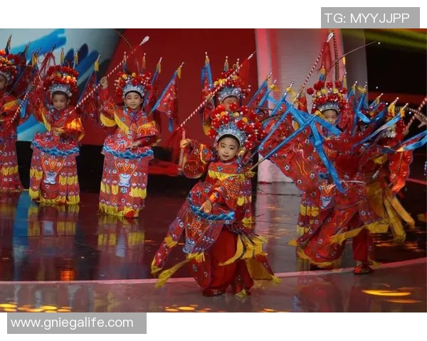 中国足球明星联名篮球鞋引领潮流运动风尚助力年轻人追逐梦想